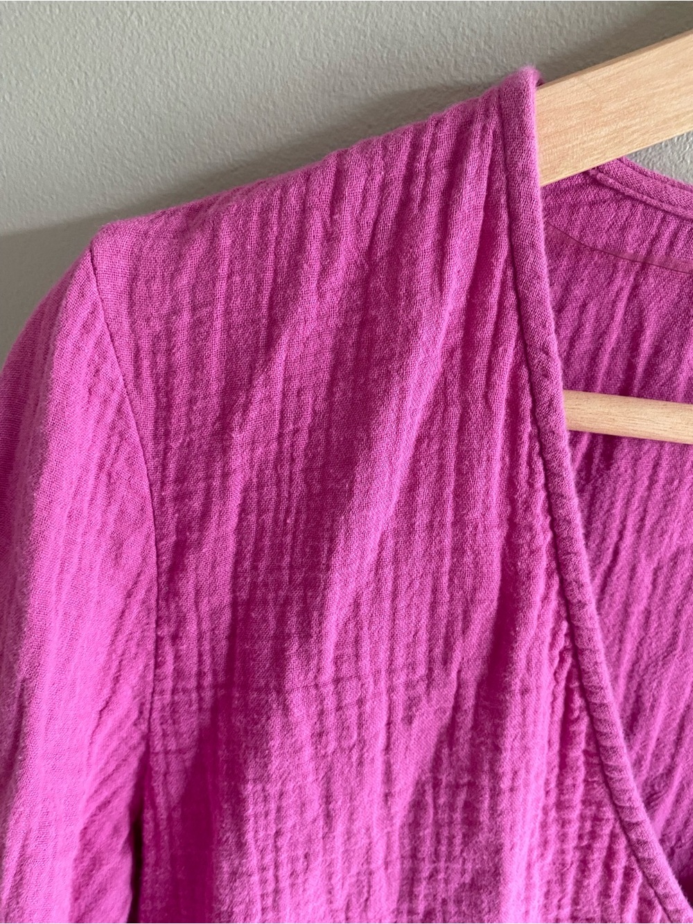 Universal Thread Pink Tiered V‑Neck Midi Dress - Picture 7 of 11